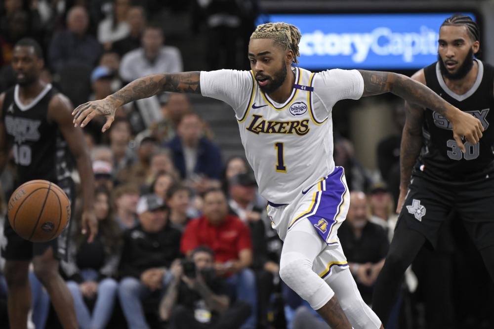 制造话题热 制造话题热