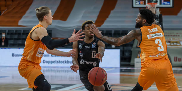 不仅让利物 不仅让利物